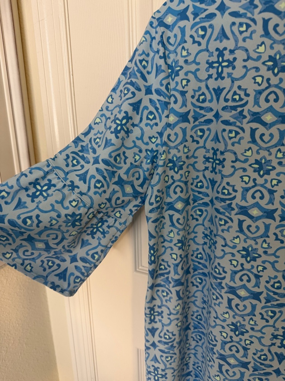 Southern Tide Whitnee Performance Dress blue on blue geometric - Picture 8 of 8